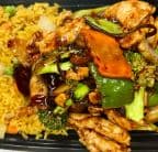 Best Chicken w. Garlic Sauce (Dinner Combo) in Newport News, VA